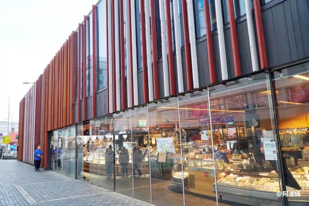 为了吃世界上最好吃的青花鱼，我飞去了挪威，光是捕捞船价值4亿