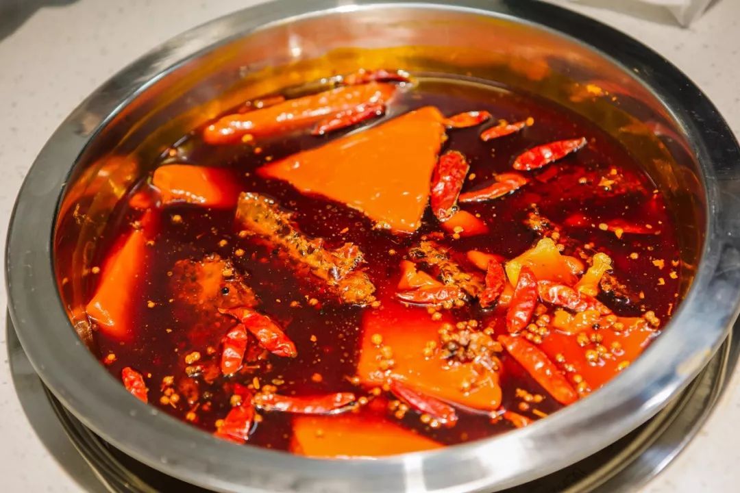 太原老字号火锅店,成都网红店排队4000多桌