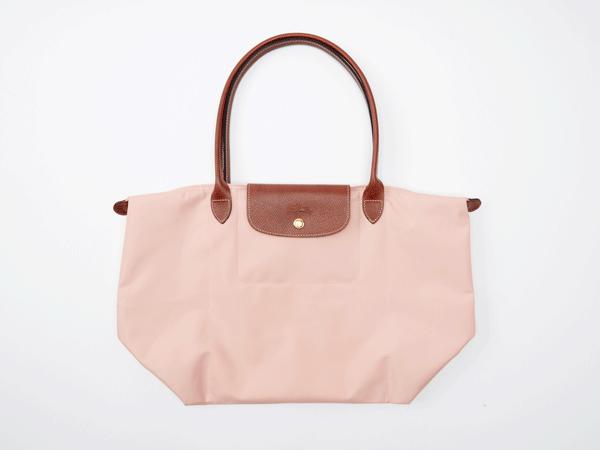 最有权势的德国总理天天背的千元包，这个法国的品牌到底多好用