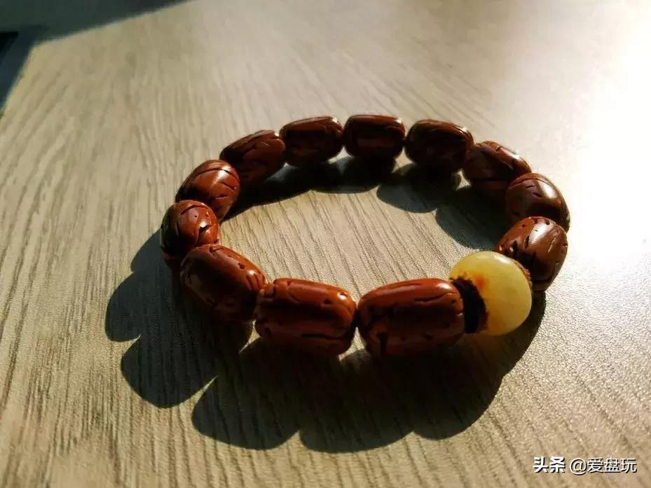 玩手持手串的男生,玩手串的男生是不是都老了