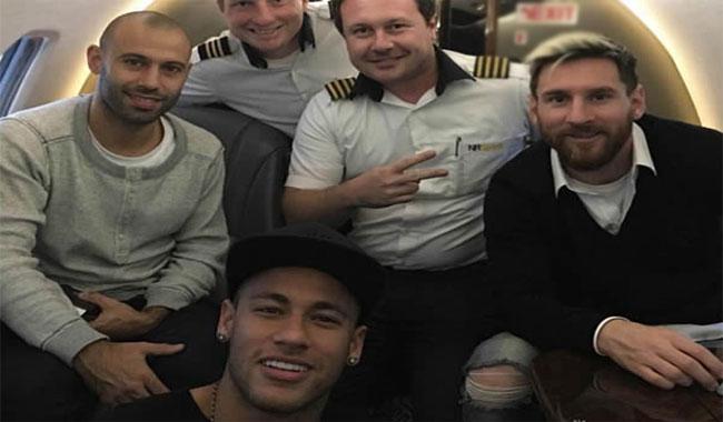 内马尔梅西坐私人飞机,内马尔谈梅西和c罗