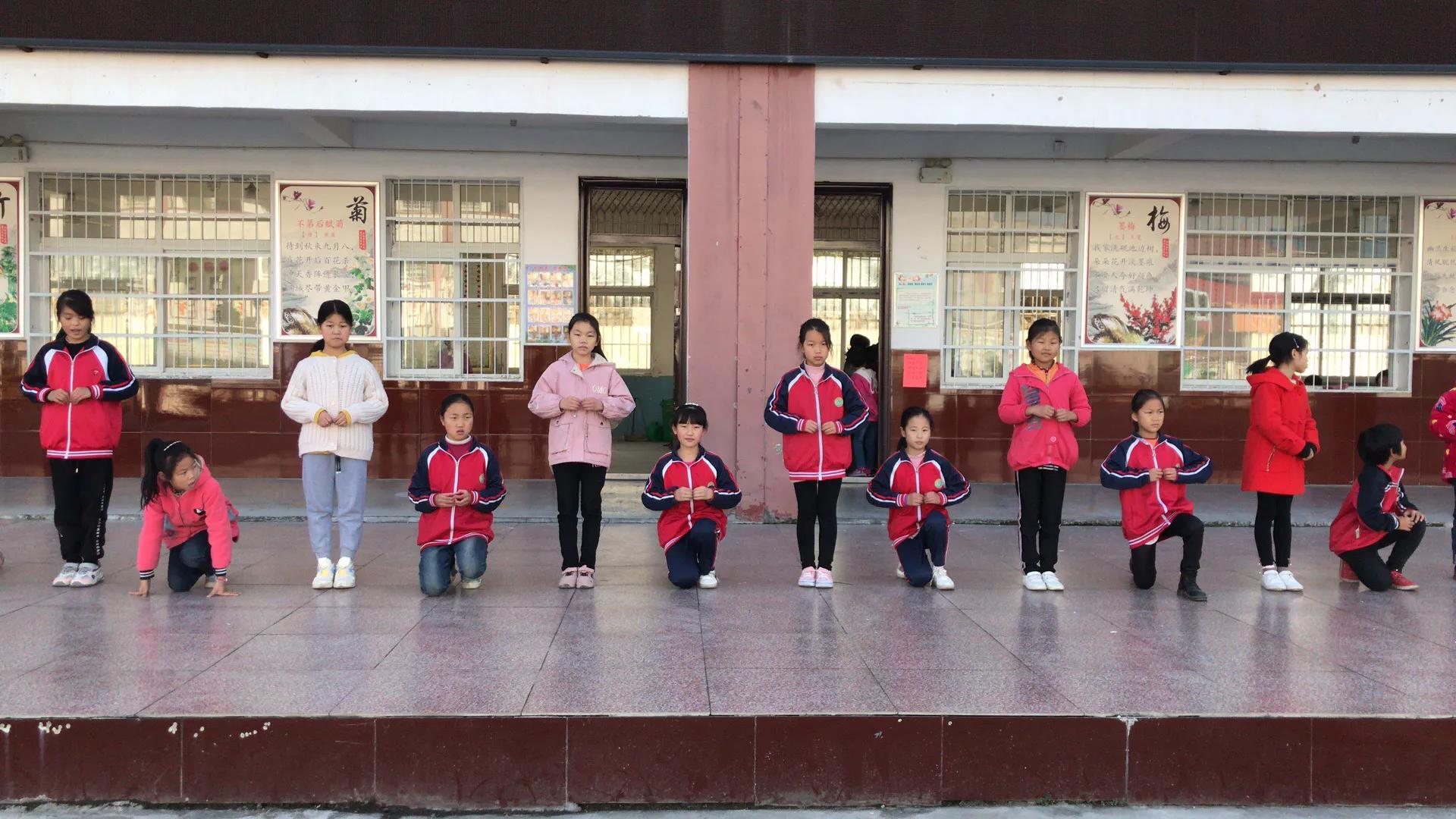 寺湾二小德育花开，香满校园