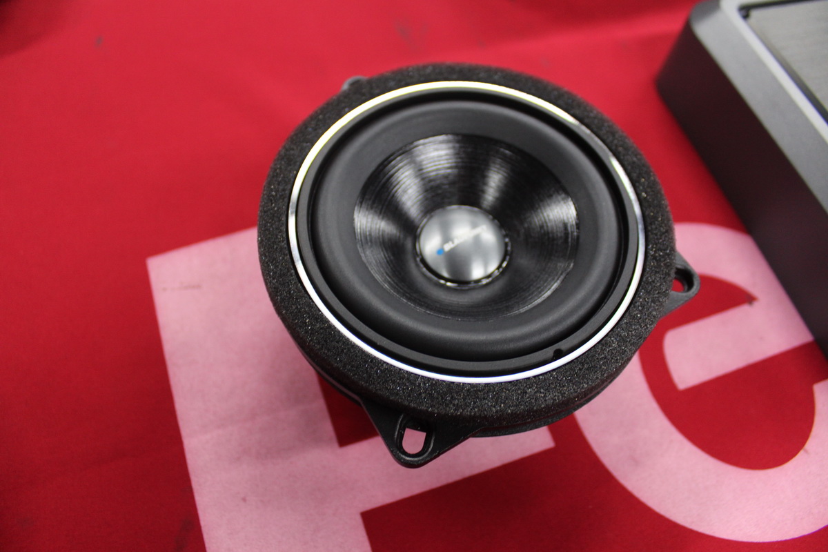 宝马5系专车专用汽车音响,成都宝马525音响改装