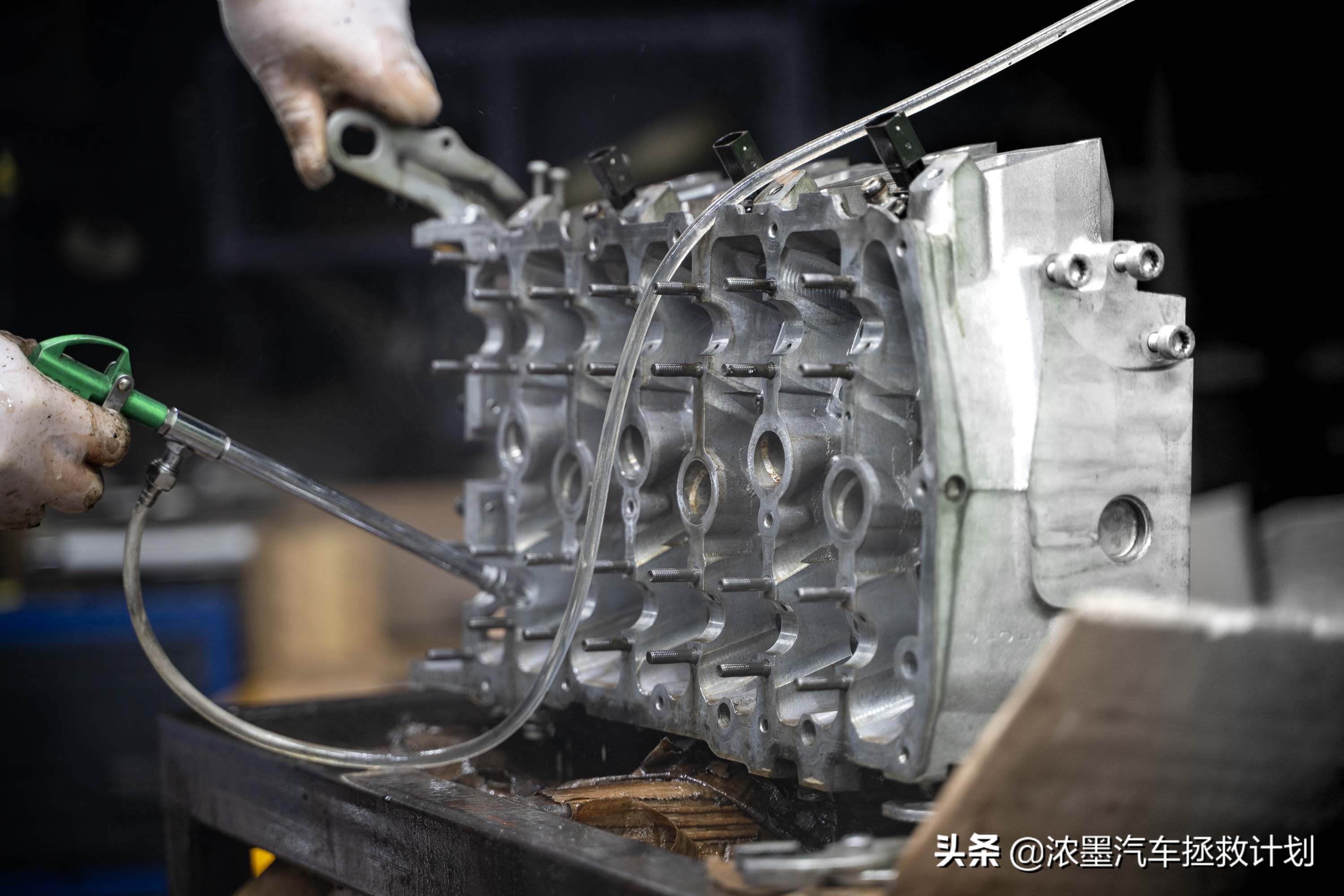 大众辉腾vr6,德系老款大众辉腾