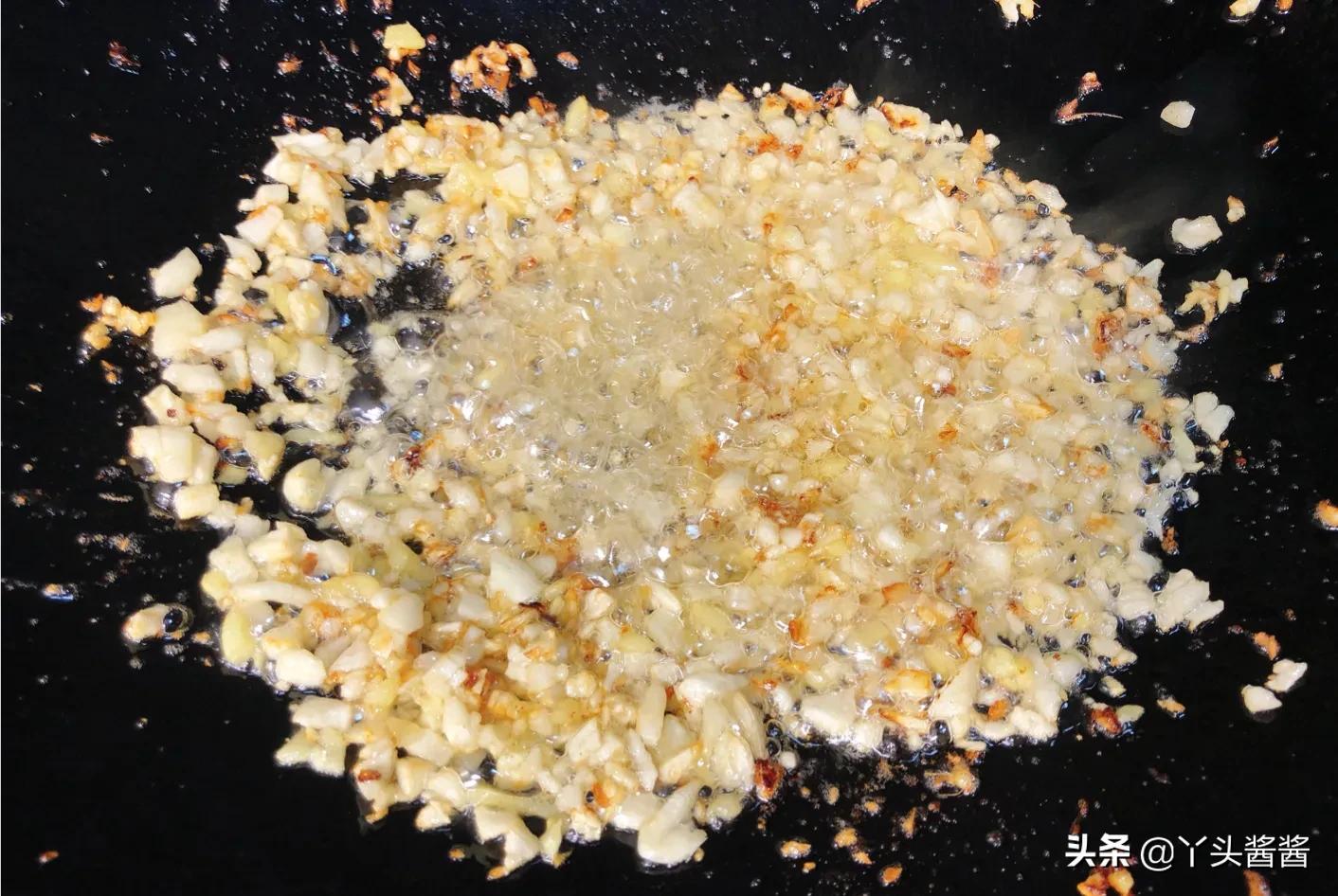 鱼头这样做味道鲜美简单易学,清蒸鱼头要买哪一种鱼头才好吃