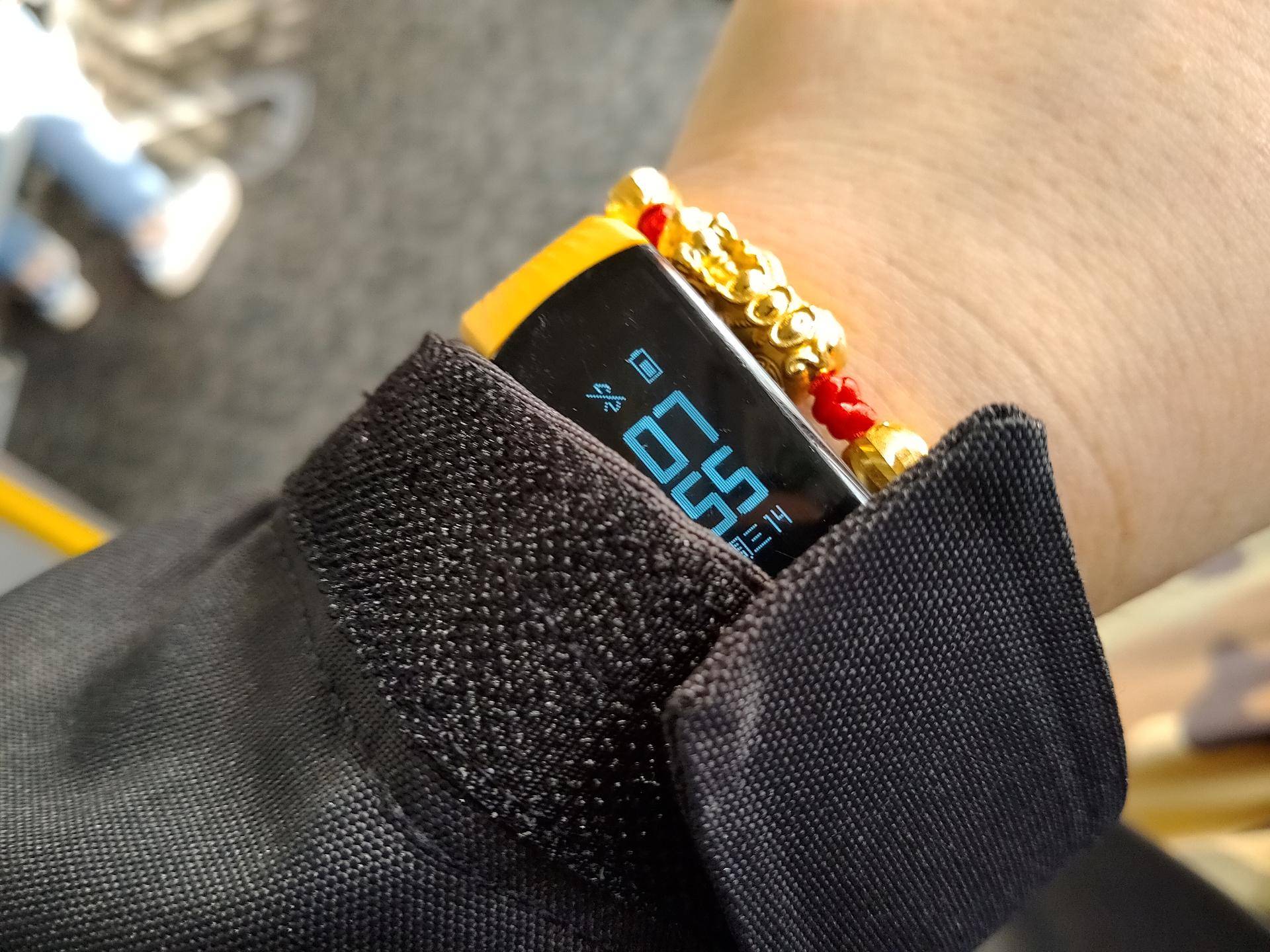 冲锋衣选购攻略冲锋衣什么牌子好,沙乐华冲锋衣怎么样