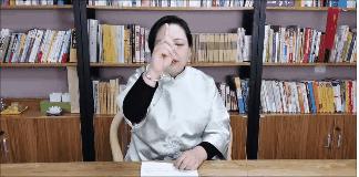 网课累眼睛推荐缓解视疲劳的两*法大**宝