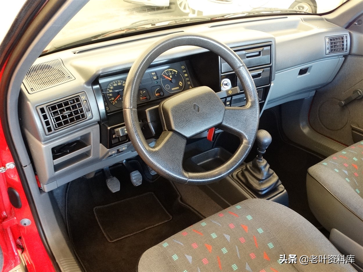 哪些换挡类型属于手动挡,根据什么来换挡