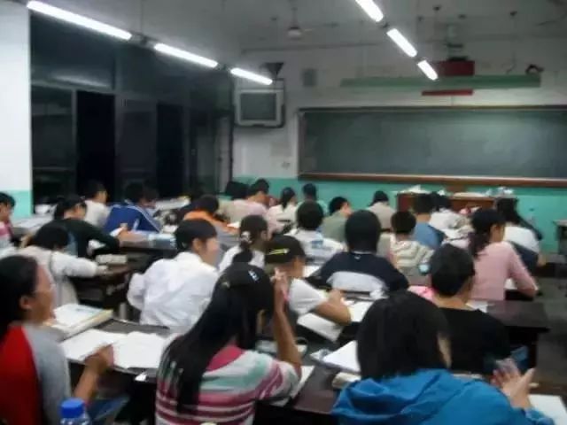 高三生活真实感受,看哭你的高三最真实的一天