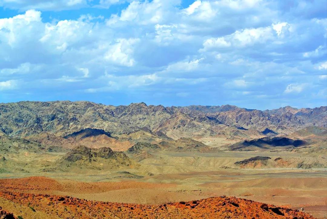 探秘阴山山脉,阴山山脉详细穿越路线