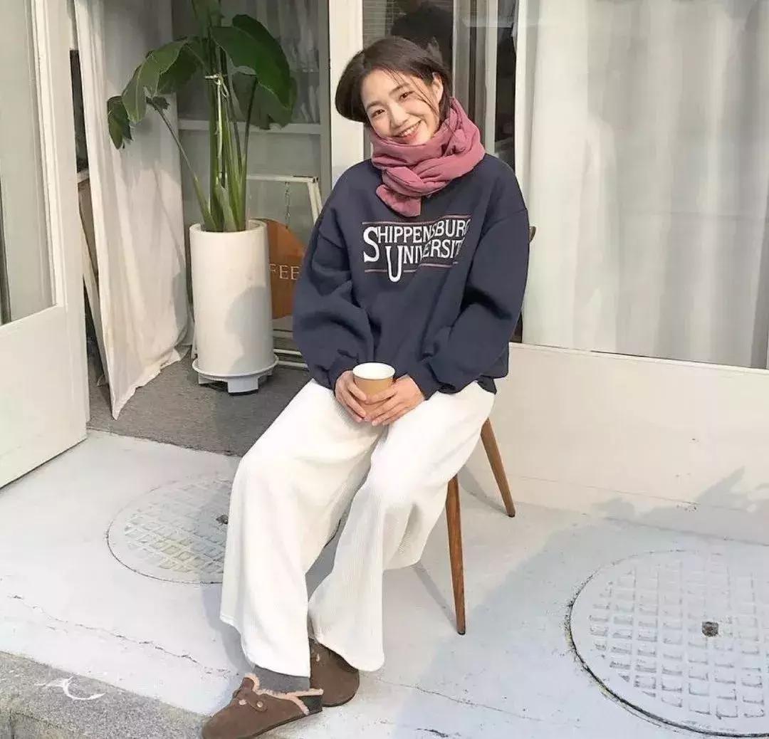 60-70岁高档奶奶装阔腿裤,最流行的奶奶裤人手必备一条