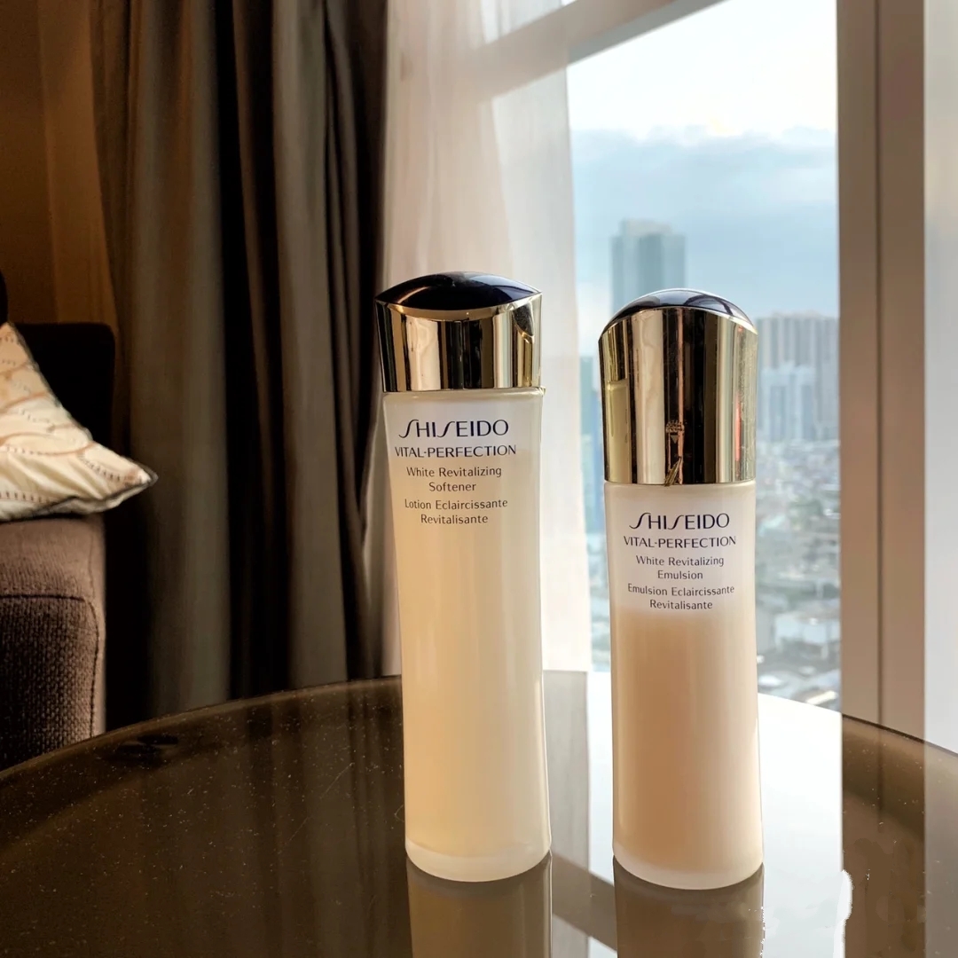 雪花秀和资生堂哪个水乳好用,雪花秀和百雀羚水乳