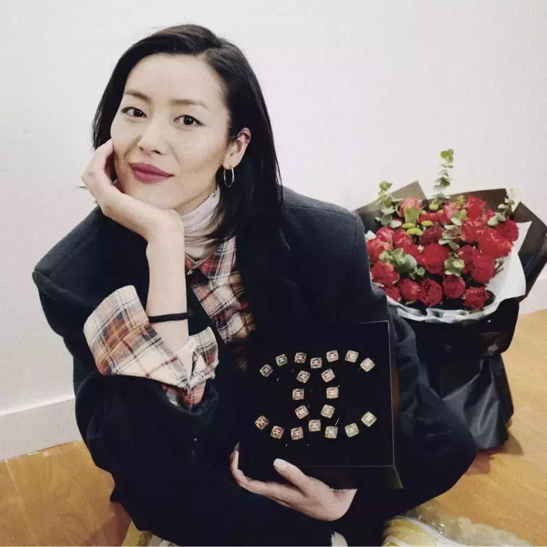 春夏新款口红试色,春夏口红色号大牌高级感十足口红