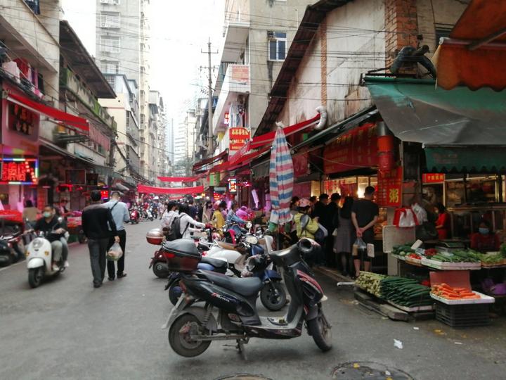 疫情前后菜价变化,疫情发生前后油价的变化