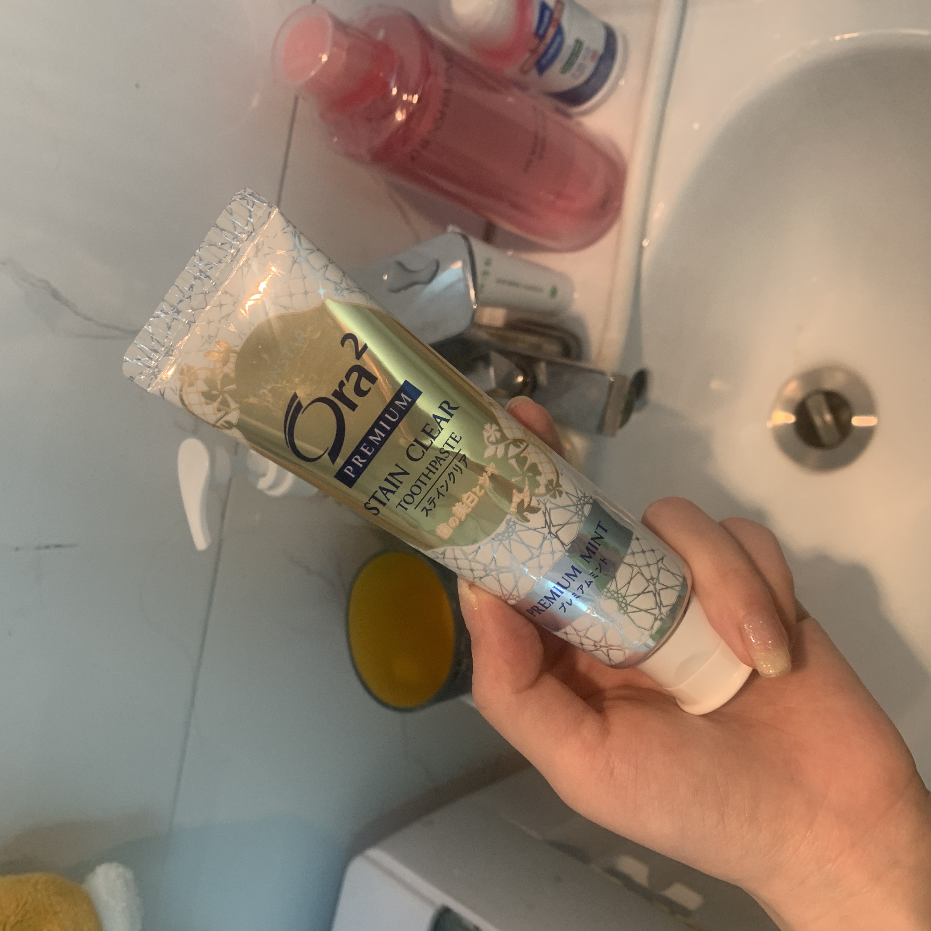 口腔鲨鱼清新口气牙膏,牙齿洁白口腔清爽除口臭的牙膏