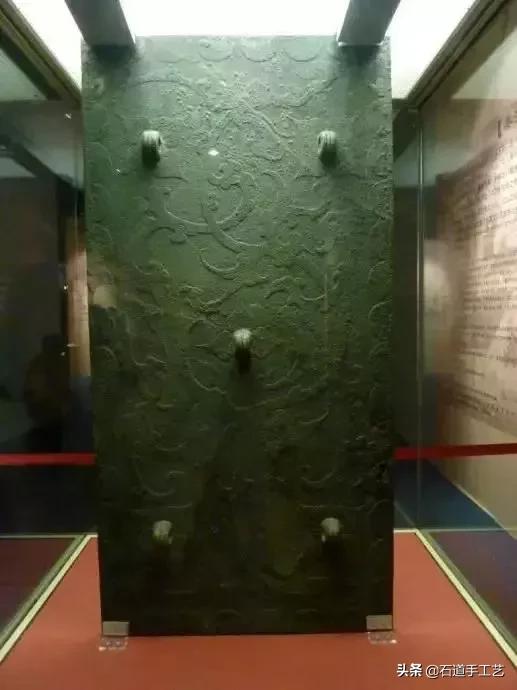 国家*物文**局说，这64件国宝永久禁止出国展览