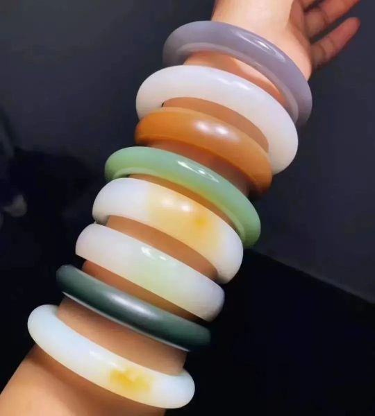 德百跨年活动,德百特卖会