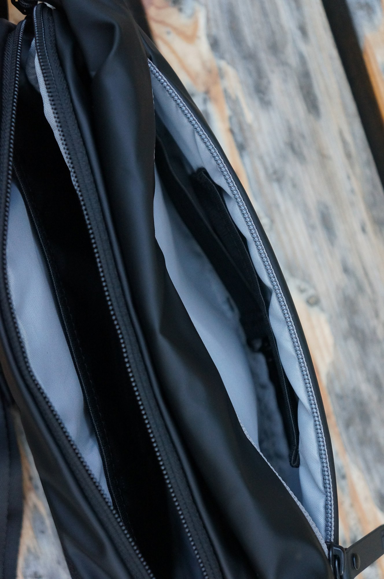 休闲轻便胸包,简单百搭休闲胸包