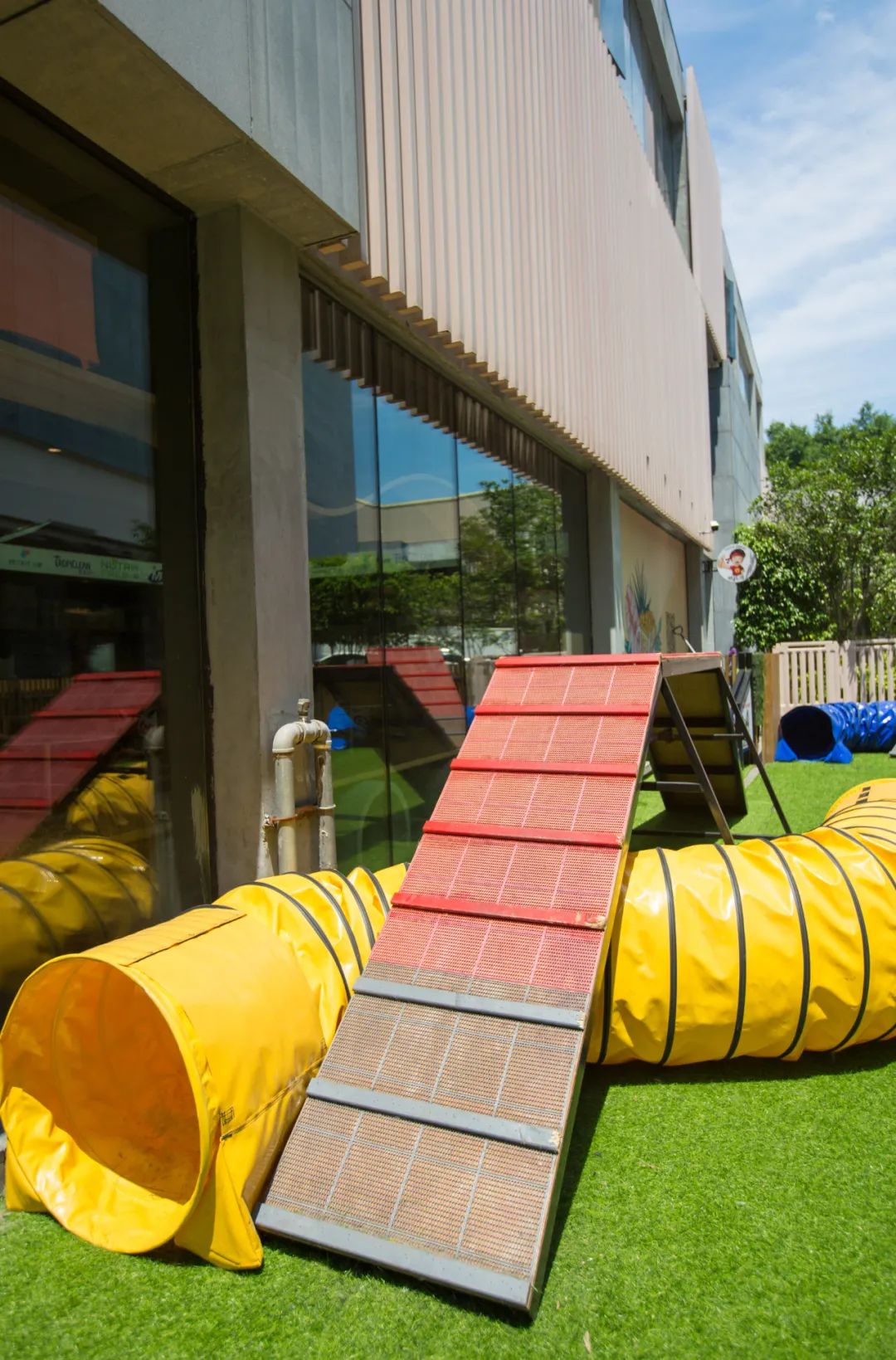 「椒霸霸×1CAKE」联名来啦！只要28.9元，和爱宠共享悠然午后