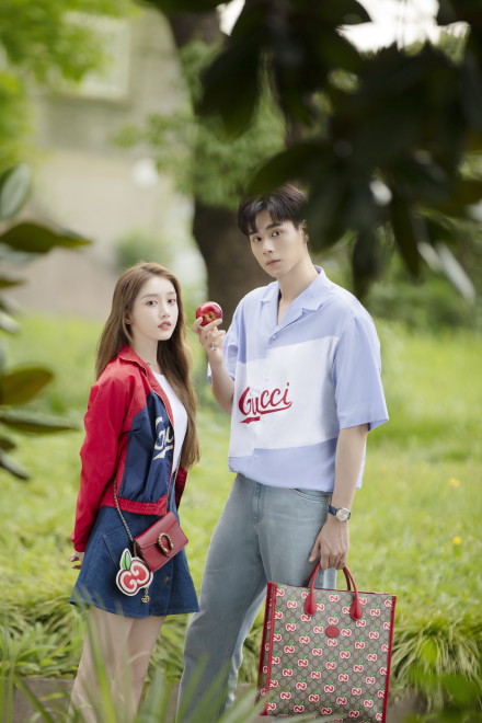 七夕如何借势营销？巴黎世家翻车