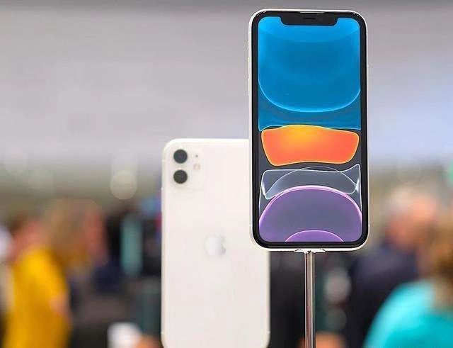 从手机游戏走向电脑游戏,从手机到手机