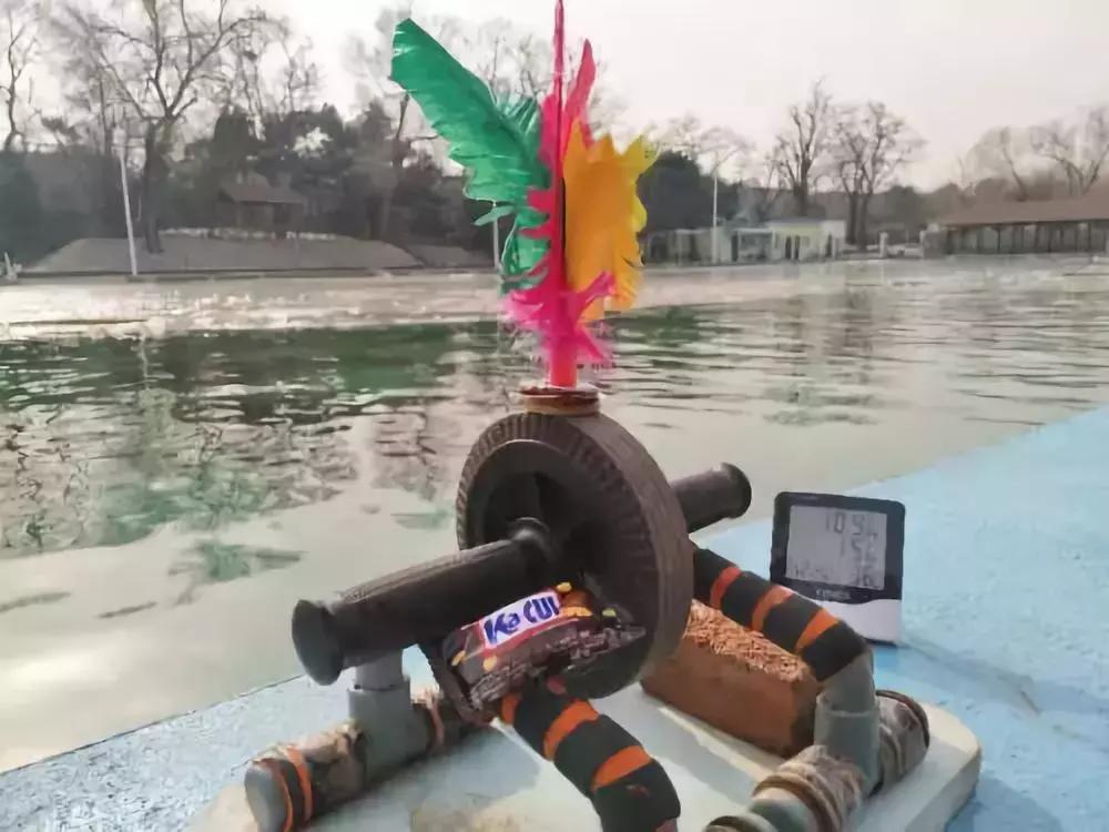 清华学生要上“室外冬泳”课了?网友:我报了北大……