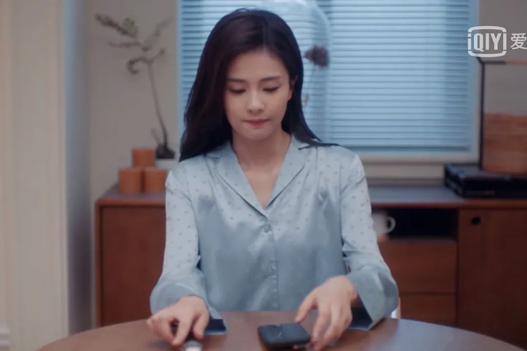 白鹿热剧《一生一世》：时宜的穿戴暗含哪些隐藏线索？