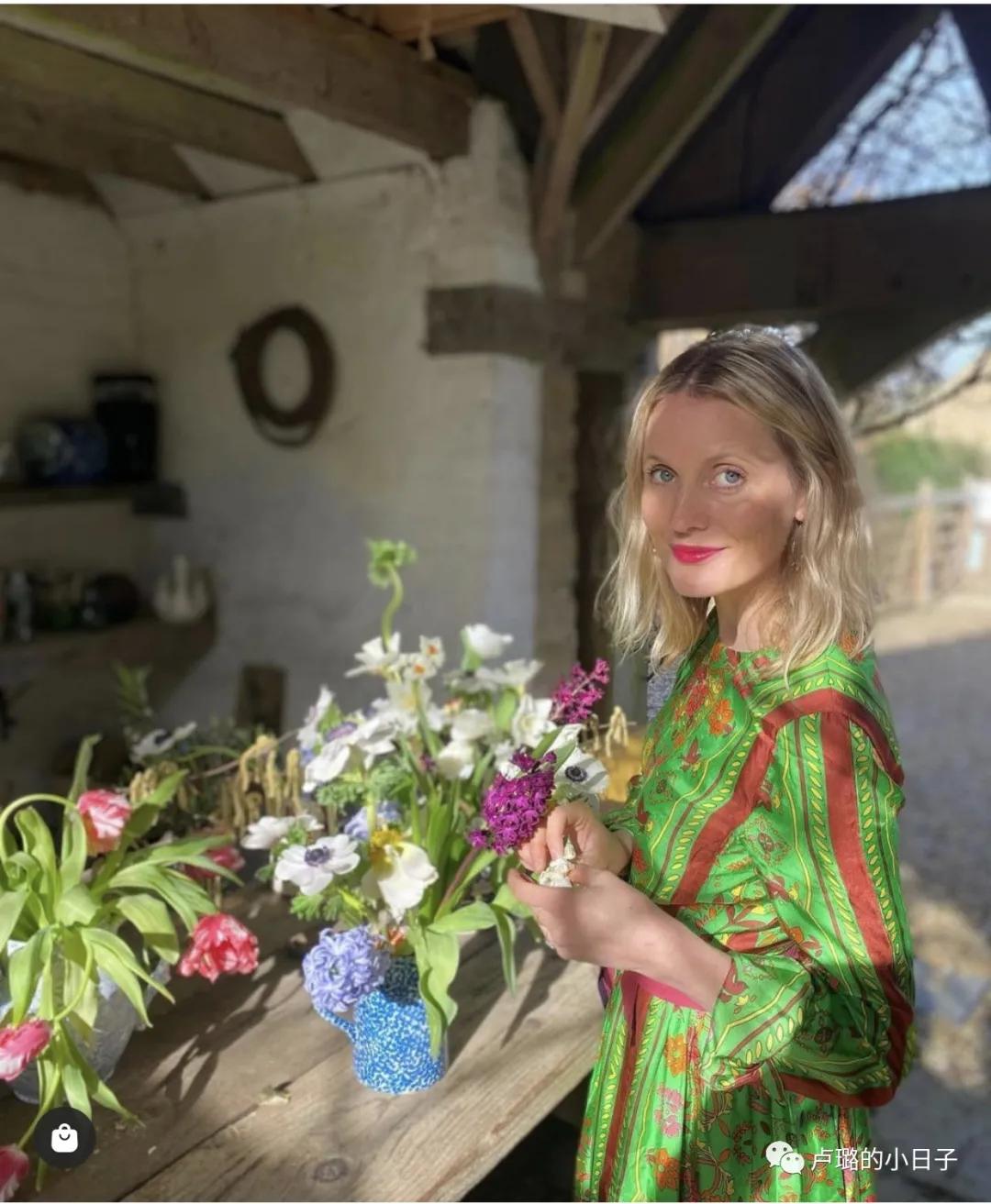 被秦海璐的私服惊艳了,秦海璐穿搭同款