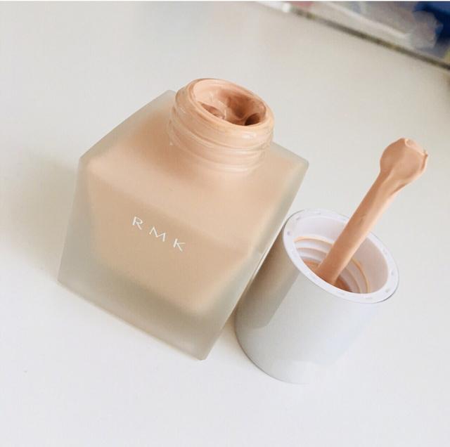 干皮瑕疵多适合用粉底还是气垫,什么粉底遮瑕好又适合干皮