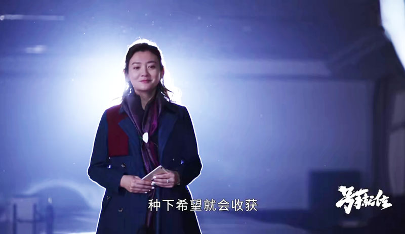 号手就位：朗嫂出轨要离婚，朗班长挽救婚姻，本色出演《小苹果》