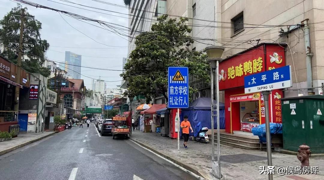 贵阳开发大型步行街,贵阳最聚人气步行街是哪个