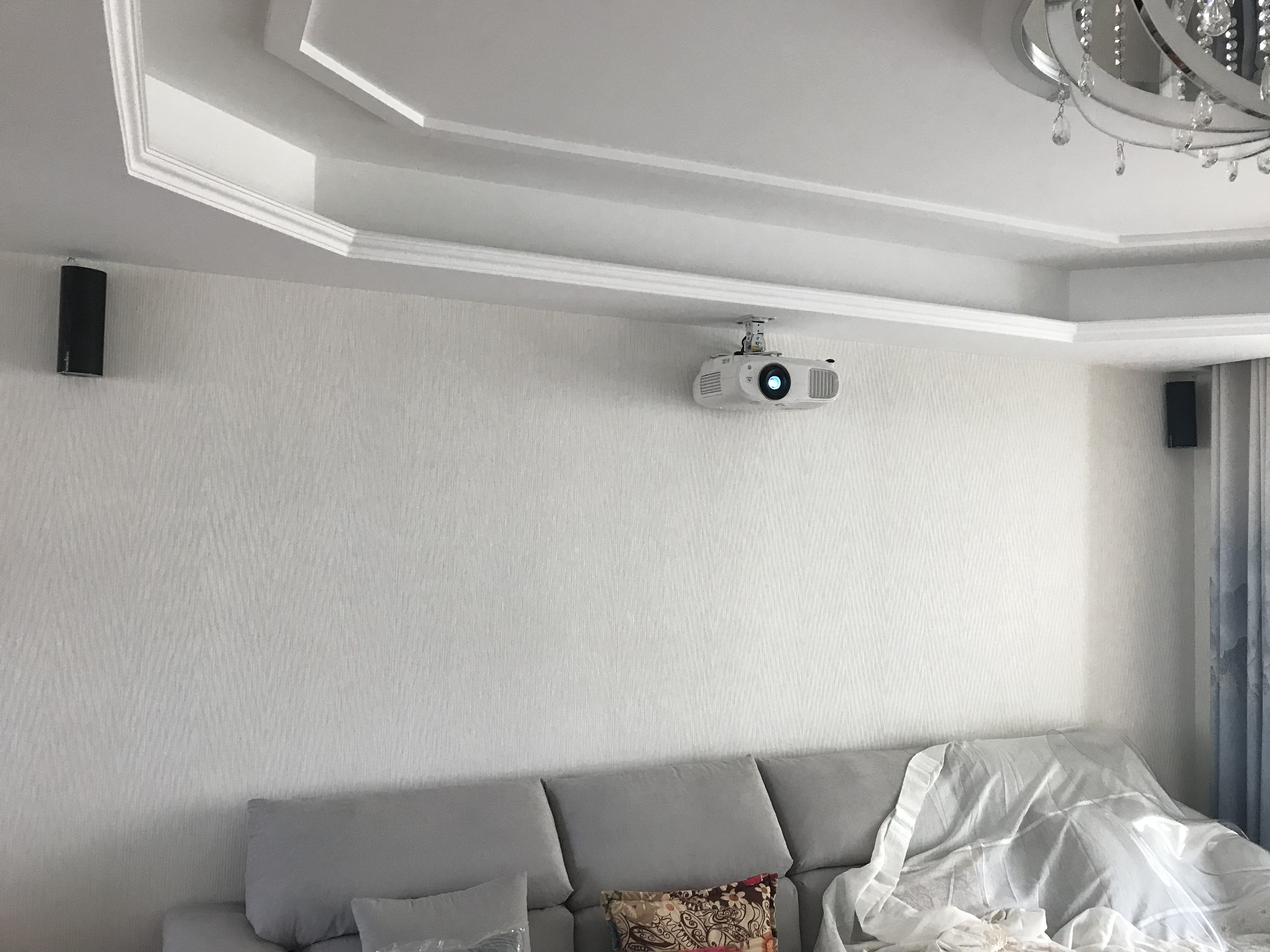 家庭影院嵌入式音响案例,家庭卫星影院5.1音响推荐