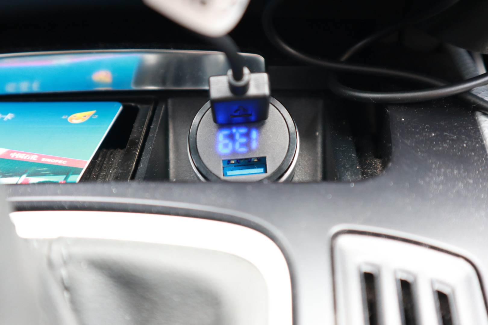 超薄磁吸壳支架iphone12,适配苹果磁吸充电宝测评