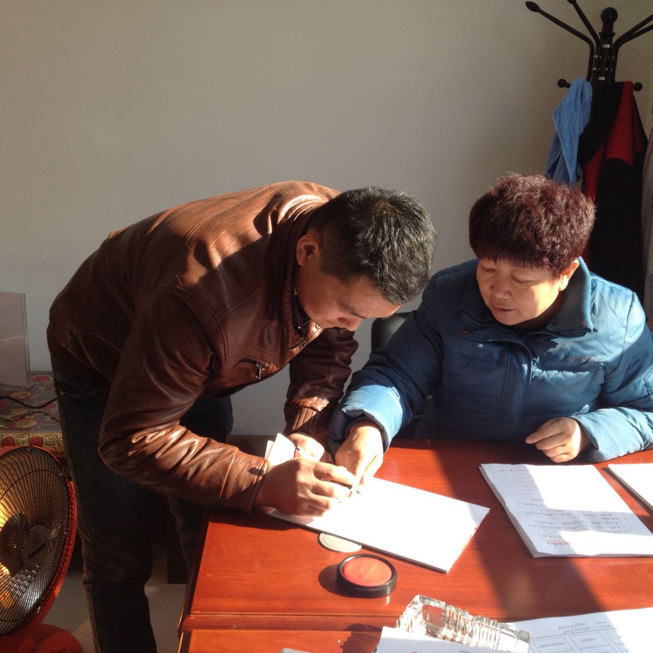 甘秀金：为群众排忧解难，引领百姓走致富之路