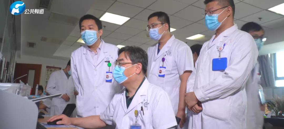 云霓之上泥土之中|郑大一附院骨科一病区主任夏磊教授