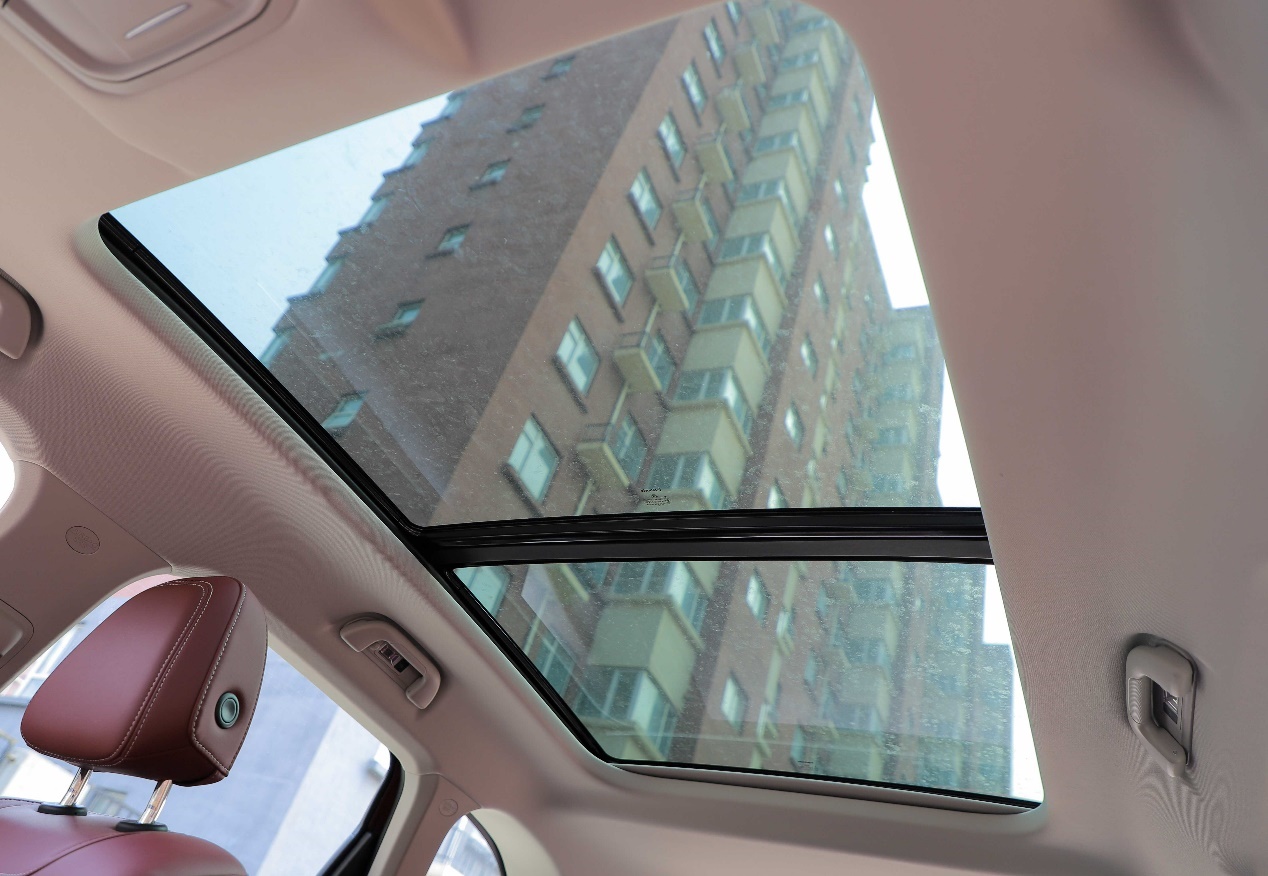 国民神车第三代哈弗h6亮点全解析,空间大动力强更省油第三代哈弗h6