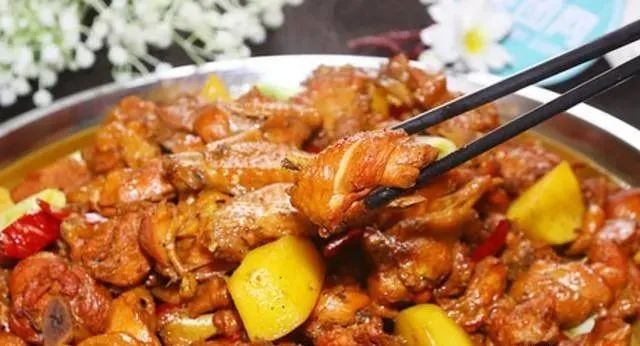 西部大盘鸡做法,漯河西部大盘鸡