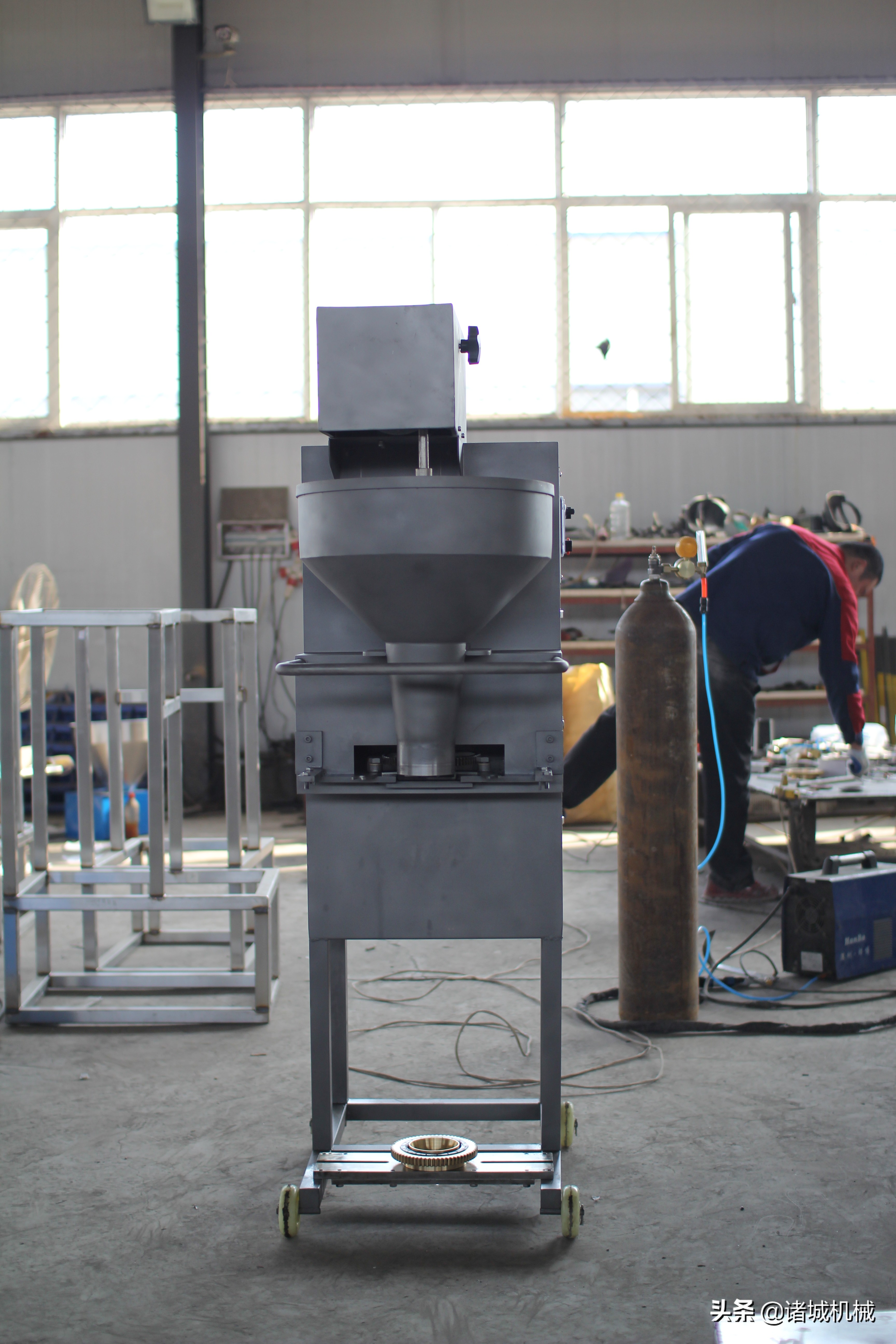 诸城肉丸子机,诸城全自动肉丸机