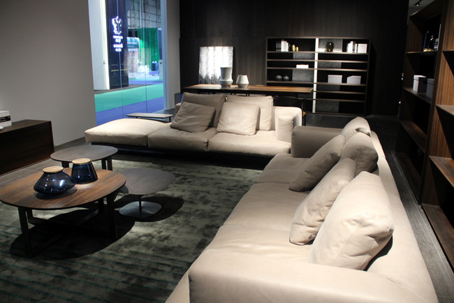 14位主编挑刺传说中重新定义整装的大宅，这是观后感