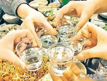 一次同学聚会即兴表演,一次特别的聚餐