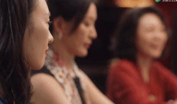 两个美女在公司打架薅头发,泰剧女人打架抓脸薅头发