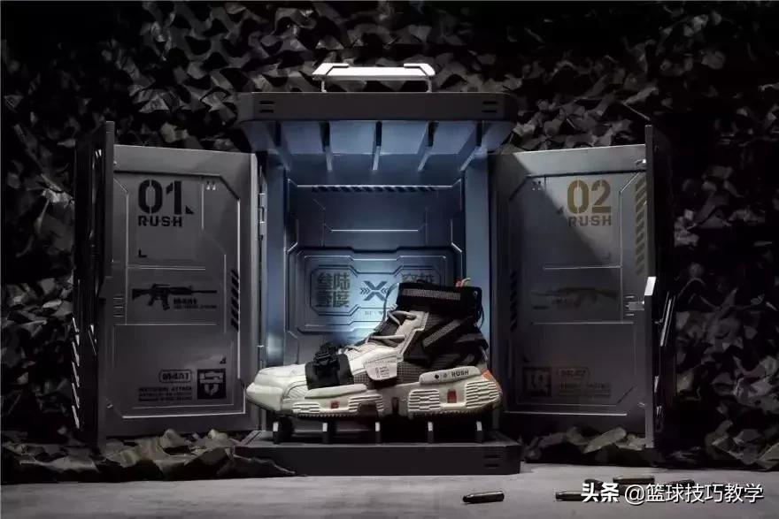 周杰伦代言都挽救不了的品牌,周杰伦都在穿什么鞋