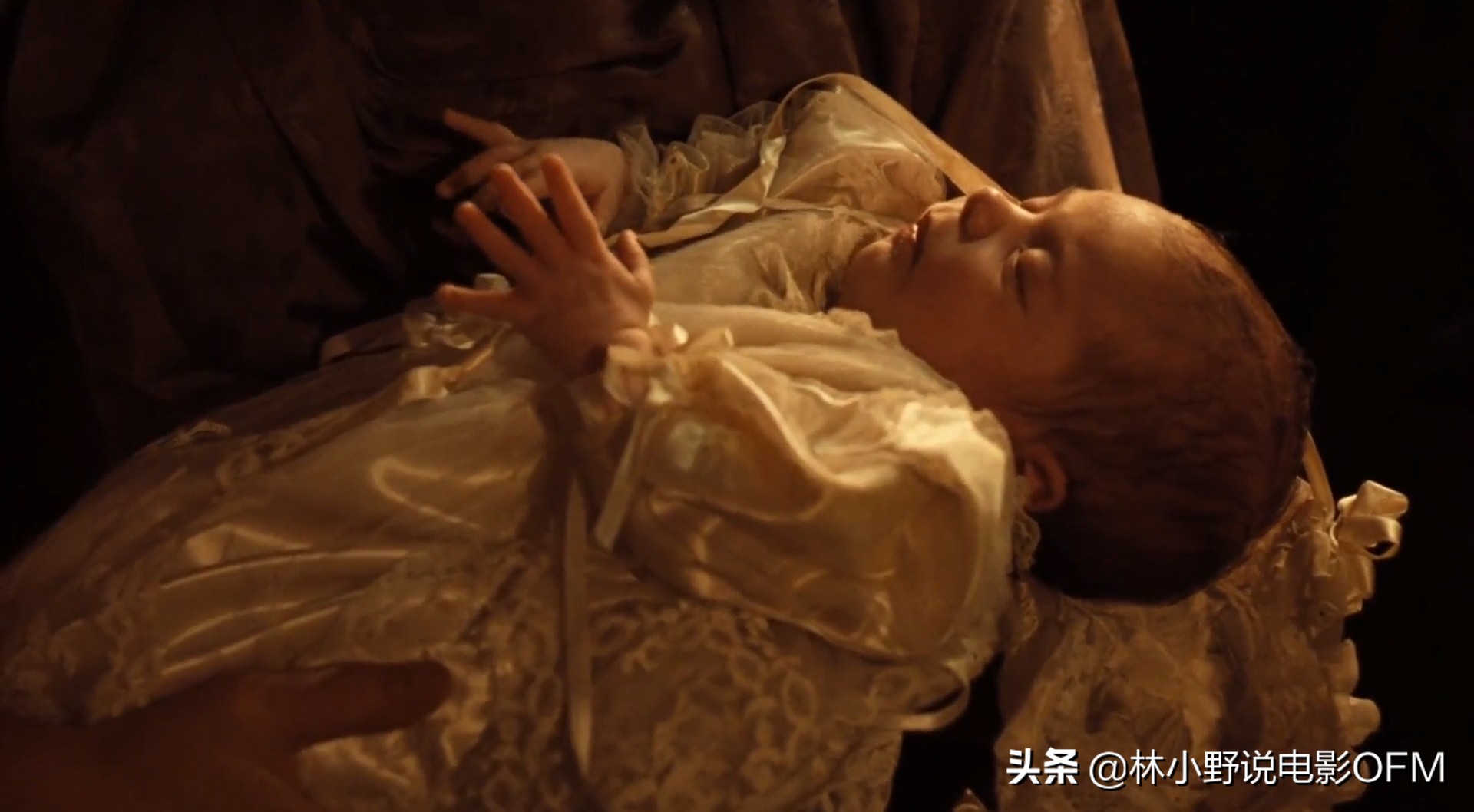 床上的马头是真的假的？桑尼挨了多少枪？好莱坞经典「教父」解密