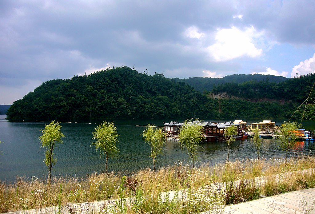 重庆人去哪里避暑最合适,重庆人适合出去避暑地方推荐