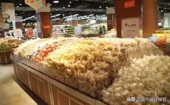 超市食品陈列摆放效果图,超市休闲食品创意陈列图片
