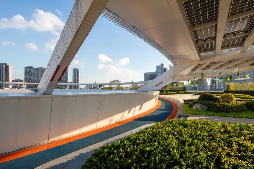 太平鸟时尚中心景观设计,自由的鸟巢