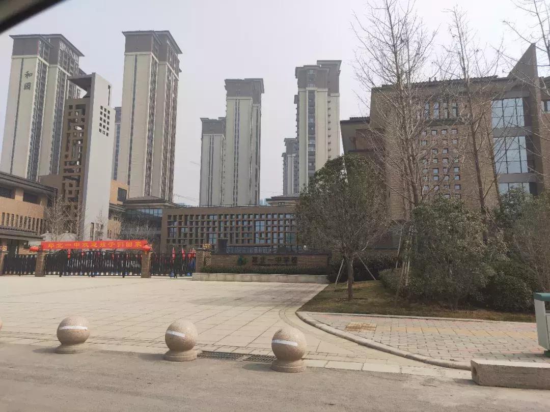 碧源月湖和湖滨世家,碧源月湖和中海湖滨世家哪个好