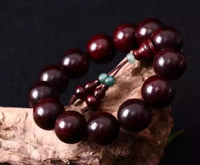 木质手串能直接用手盘吗,木质手串怎么盘才能快速包浆