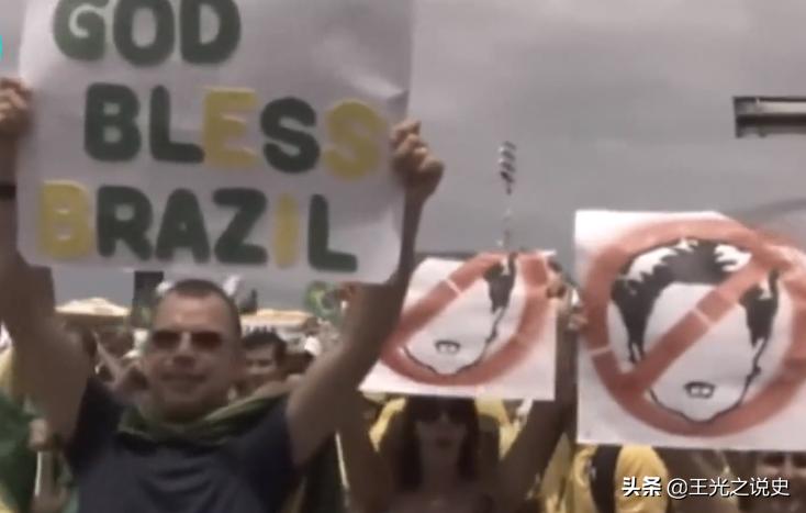 巴西踢球随心所欲,除了足球一无所有