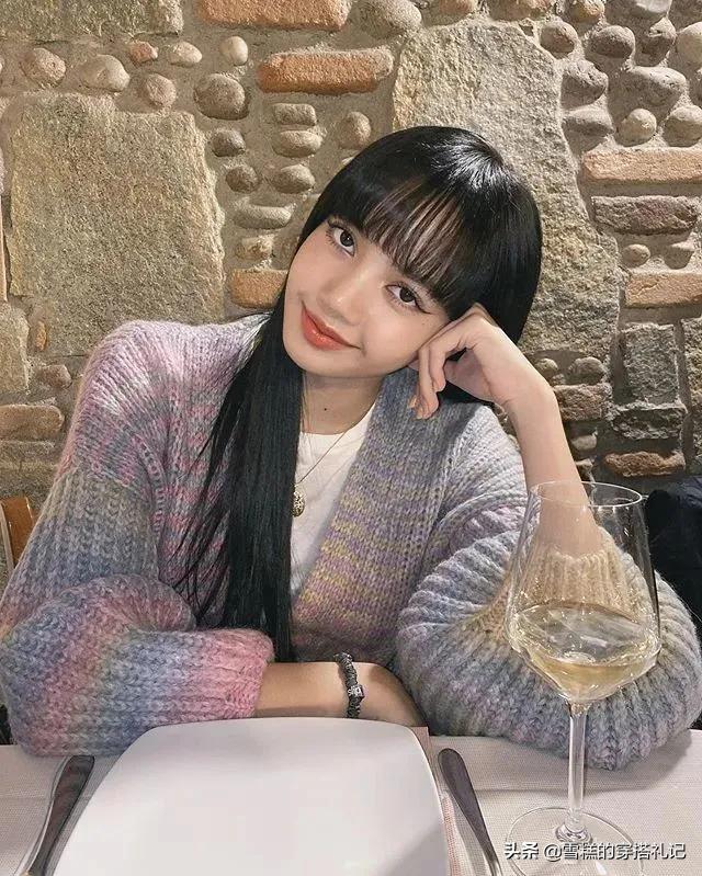 发色2021年最火发色显白男生,21年流行的头发颜色显白盖白发